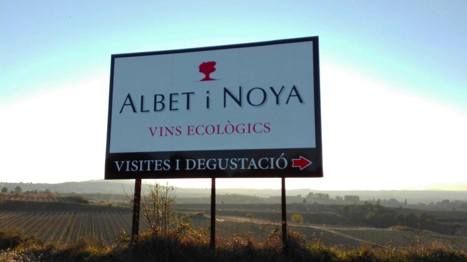 pellisa rafols tanques publicitaries albet noya - Pellisa Ràfols