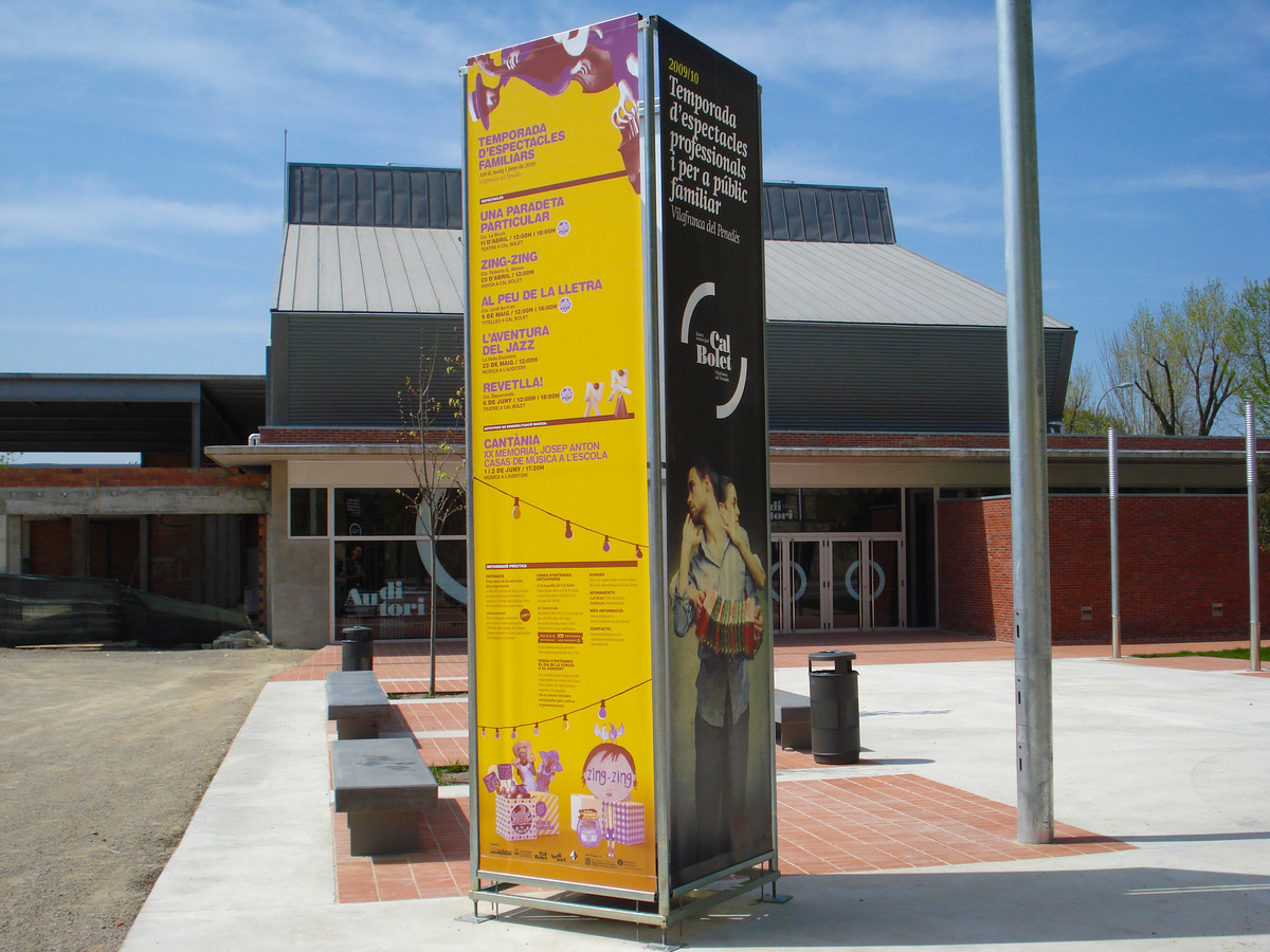 pellisa rafols totems auditori - Pellisa Ràfols
