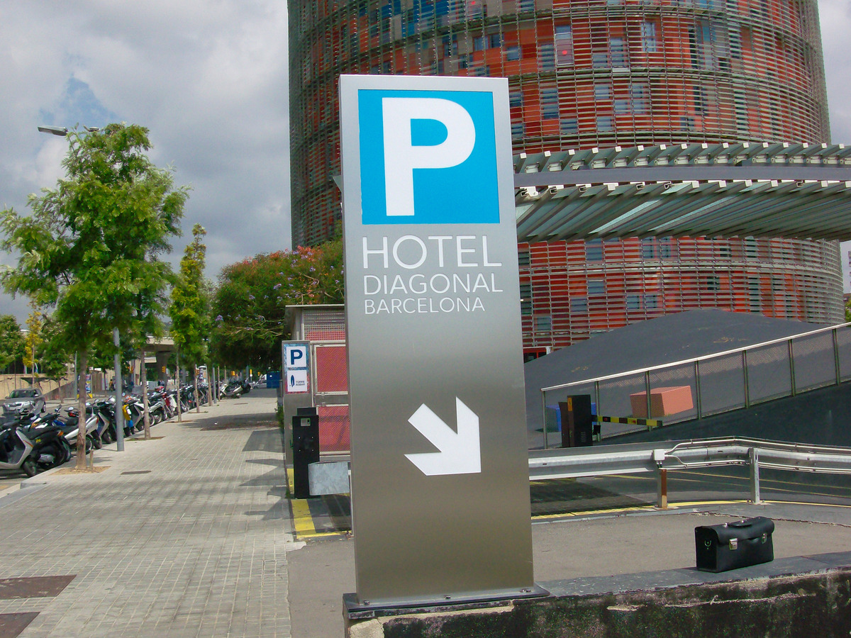 pellisa rafols totems hotel diagonal - Pellisa Ràfols
