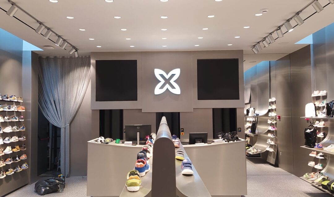 Rotulación integral para la tienda MUNICH en La Roca Village: un proyecto 360 de Pellisa Ràfols.